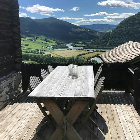 Farm In The Heart Of Gudbrandsdalen 펜션